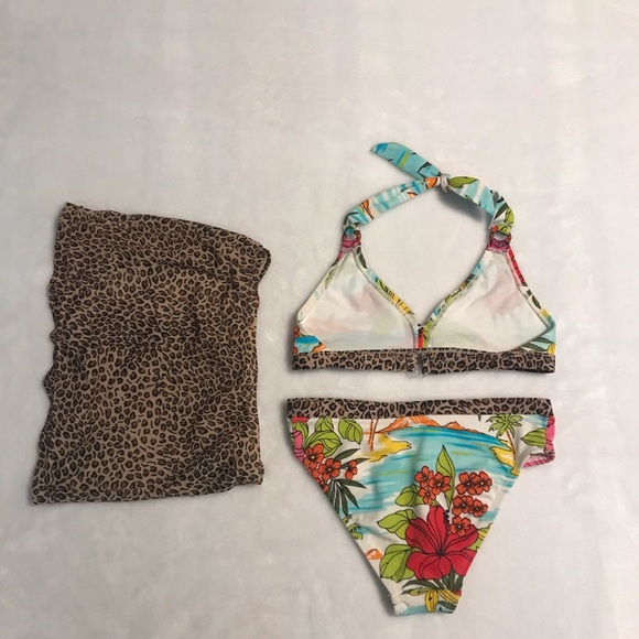 Xhilaration swimsuit. - Picture 12 of 12